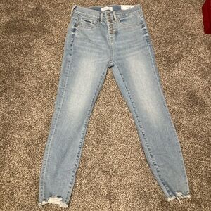 LOFT Women's Light Blue Skinny Jeans